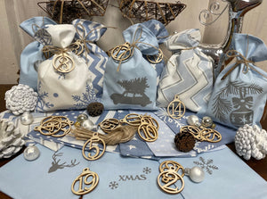 Adventskalender,Landhausstil Adventskalender zum Befüllen, 24 Säckchen zum Advent , Adventskalender Zahlen aus Holz, blau /weiß