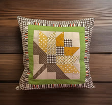 Carregar imagem no visualizador da galeria, Patchwork Kissenhülle, Landhausstil Kissenbezug 40x40cm
