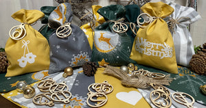 Adventskalender,Landhausstil Adventskalender zum Befüllen, 24 Säckchen zum Advent , Adventskalender Zahlen aus Holz, grün/Senfgelb
