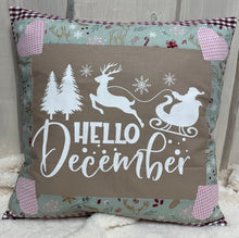 Carregar imagem no visualizador da galeria, Patchwork Kissenhülle, Landhausstil Kissenbezug, beige/dunkelrot 40x40cm.
