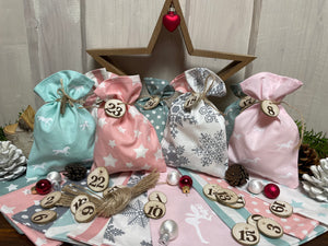 Adventskalender,Landhausstil Adventskalender zum Befüllen, 24 Säckchen zum Advent , Adventskalender Zahlen aus Holz, rosa/mint/grau