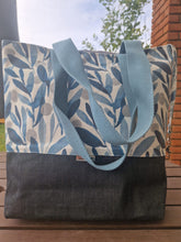 Load image into Gallery viewer, Große Handgefertigte Jeanstasche / Schultertasche Größe ca.42x38x14cm
