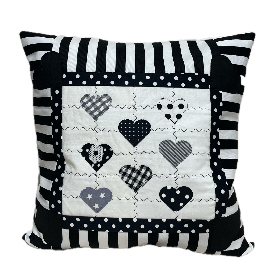 Patchwork Kissenhülle, Landhausstil Kissenbezug, schwarz/weiß 40x40cm.