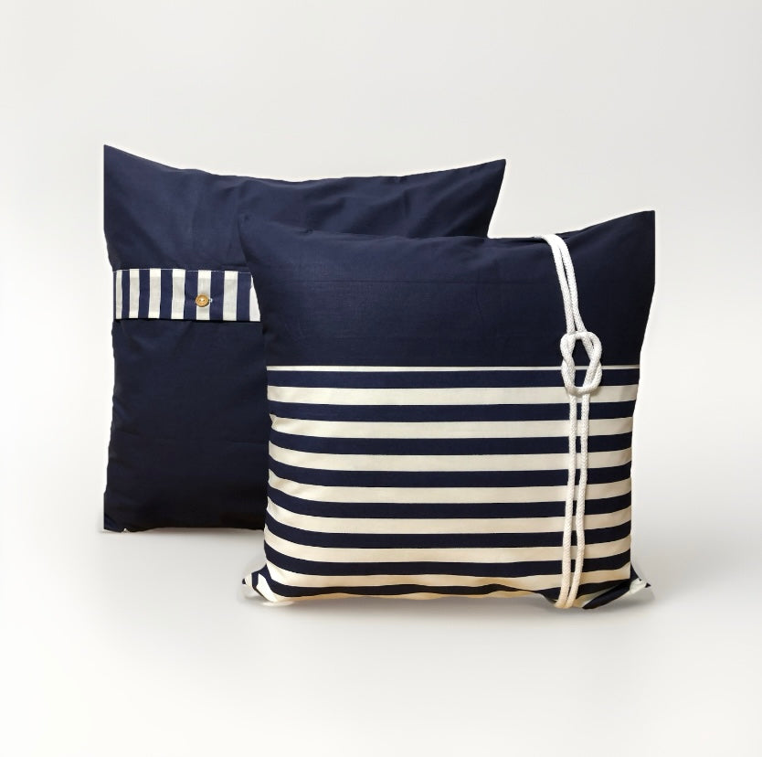 Maritime Kissenhülle, Landhausstil Dekokissen Seemannsknoten blau/weiß gestreift