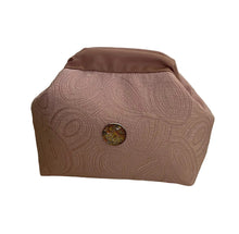 Lade das Bild in den Galerie-Viewer, Handgefertigte Clutch in rosa mit Glitzer 26x20x8 cm
