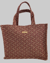 Загрузить изображение в средство просмотра галереи, Handgefertigte Handtasche Book Tote
