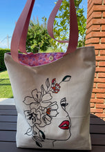 Загрузить изображение в средство просмотра галереи, Handgefertigter und handbemalter Shopper Blumenfrau
