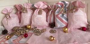 Adventskalender,Landhausstil Adventskalender zum Befüllen, 24 Säckchen zum Advent , Adventskalender Zahlen aus Holz, rosa /grau