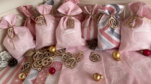 Adventskalender,Landhausstil Adventskalender zum Befüllen, 24 Säckchen zum Advent , Adventskalender Zahlen aus Holz, rosa /grau