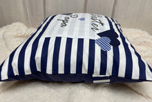 Lade das Bild in den Galerie-Viewer, Landhausstil Kissenhülle, Vatertags Kissenbezug, Dekokissen *Bester Papa *blau/weiß
