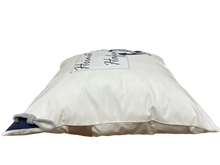 Lade das Bild in den Galerie-Viewer, Maritime Kissenhülle, Kissenbezug, Landhausstil Dekokissen * Heimathafen * blau/weiß/beige
