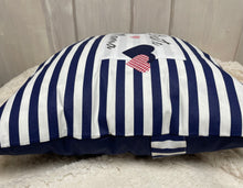 Lade das Bild in den Galerie-Viewer, Landhausstil Kissenhülle, Muttertags Kissenbezug, Dekokissen *Beste Mama*blau/weiß
