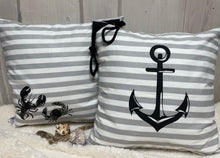 Lade das Bild in den Galerie-Viewer, Maritime Kissenhülle, Kissenbezug, Landhausstil Kissen * Anker * grau/weiß
