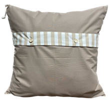 Lade das Bild in den Galerie-Viewer, 1 Maritime Kissenhülle, Kissenbezug, Landhausstil Kissenhüllen, Dekokissen *Anker* beige/weiß gestreift
