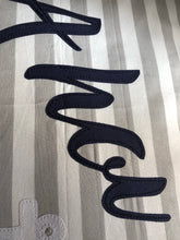 Lade das Bild in den Galerie-Viewer, Maritime Kissenhülle, Kissenbezug, Landhausstil Kissen * Ahoi * grau/weiß 40x60cm.
