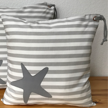 Lade das Bild in den Galerie-Viewer, 1 Maritime Kissenhülle, Kissenbezug, Landhausstil Kissen * Seestern * grau/weiß
