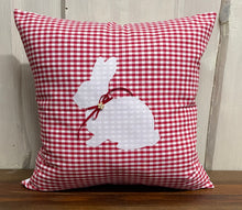 Lade das Bild in den Galerie-Viewer, 1 Landhausstill Kissenhülle, Kissenbezug, Osterkissen,Ostern rot/weiß
