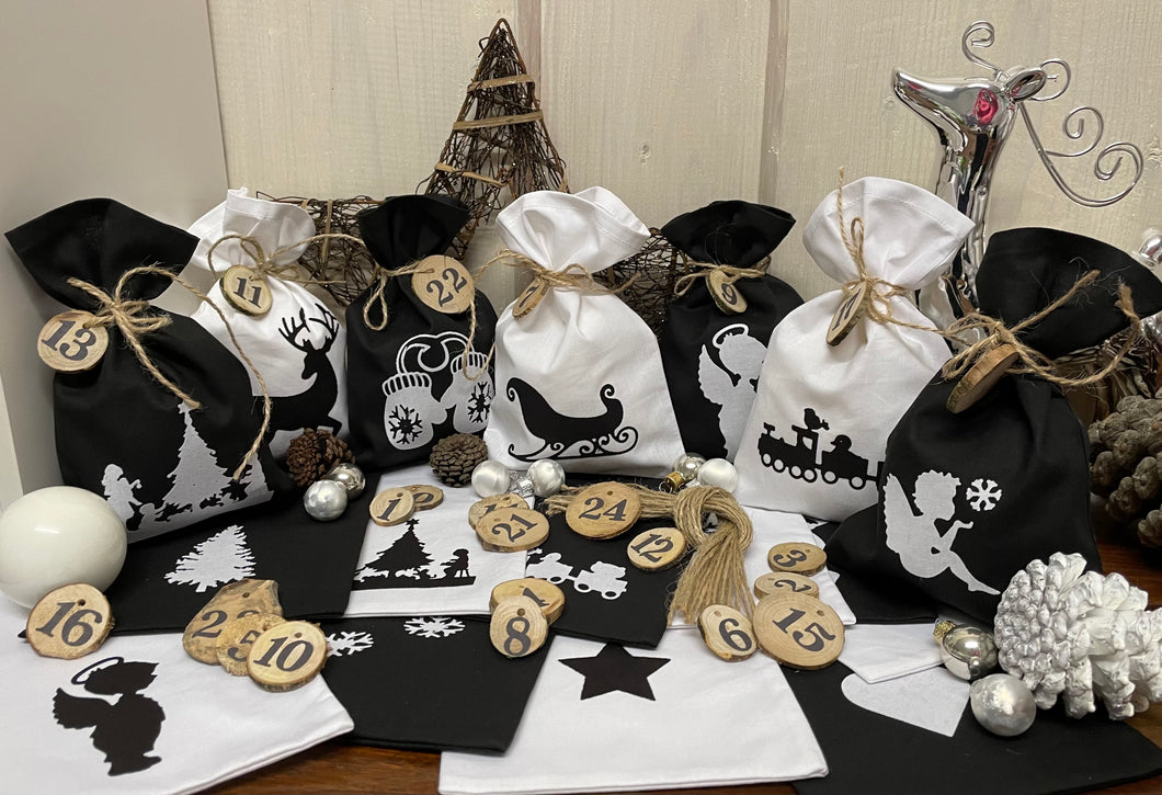 Adventskalender,Landhausstil Adventskalender zum Befüllen, 24 Säckchen zum Advent , Adventskalender Zahlen aus Holz, schwarz /weiß