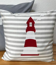 Lade das Bild in den Galerie-Viewer, Maritime Kissenhülle, Kissenbezug, Landhausstil Kissen * Leuchtturm * grau/weiß/rot
