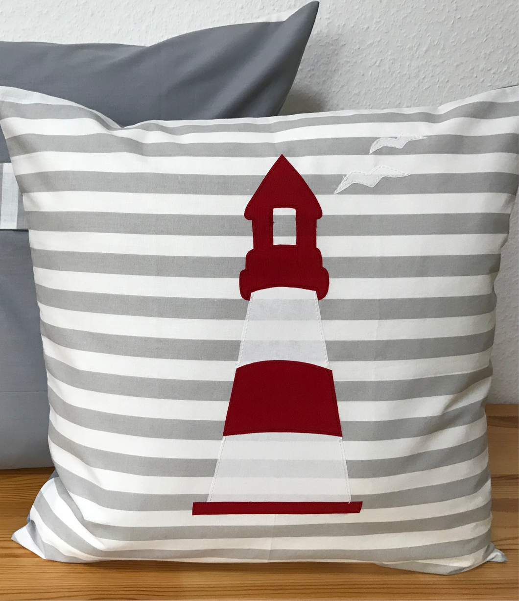 Maritime Kissenhülle, Kissenbezug, Landhausstil Kissen * Leuchtturm * grau/weiß/rot