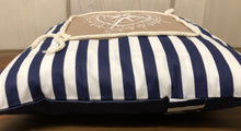 Lade das Bild in den Galerie-Viewer, Maritime Kissenhülle, Kissenbezug, Landhausstil Kissen * Kompass * blau/weiß/beige
