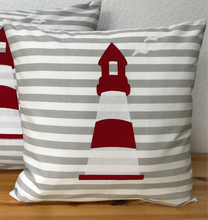 Lade das Bild in den Galerie-Viewer, Maritime Kissenhülle, Kissenbezug, Landhausstil Kissen * Leuchtturm * grau/weiß/rot
