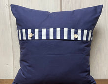 Lade das Bild in den Galerie-Viewer, Maritime Kissenhülle, Kissenbezug, Landhausstil Kissen * Kompass * blau/weiß

