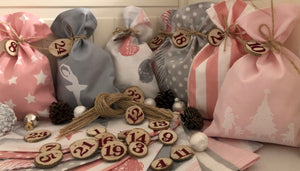 Adventskalender,Landhausstil Adventskalender zum Befüllen, 24 Säckchen zum Advent , Adventskalender Zahlen aus Holz, rosa /grau