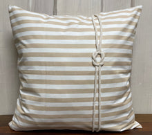 Lade das Bild in den Galerie-Viewer, 1 Maritime Kissenhülle, Kissenbezug, Landhausstil Kissen * Seemannsknoten * beige/weiß .
