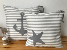 Lade das Bild in den Galerie-Viewer, 1 Maritime Kissenhülle, Kissenbezug, Landhausstil Kissen * Anker * grau/weiß
