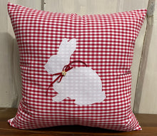 Lade das Bild in den Galerie-Viewer, 1 Landhausstill Kissenhülle, Kissenbezug, Osterkissen,Ostern rot/weiß
