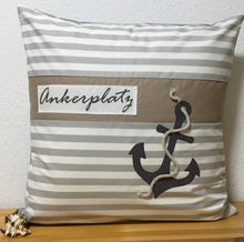 Lade das Bild in den Galerie-Viewer, Maritime Kissenhülle, Kissenbezug, Landhausstil Kissen * Ankerplatz * grau/weiß
