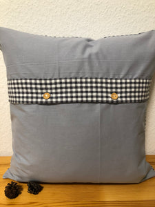 1 country house style cushion cover, cushion cover, decorative cushion * Hunter Hubertus Hirsch * gray/white checkered