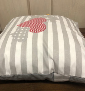 1x country house style cushion cover * cushion cover * decorative cushion * hearts * gray/white with red hearts